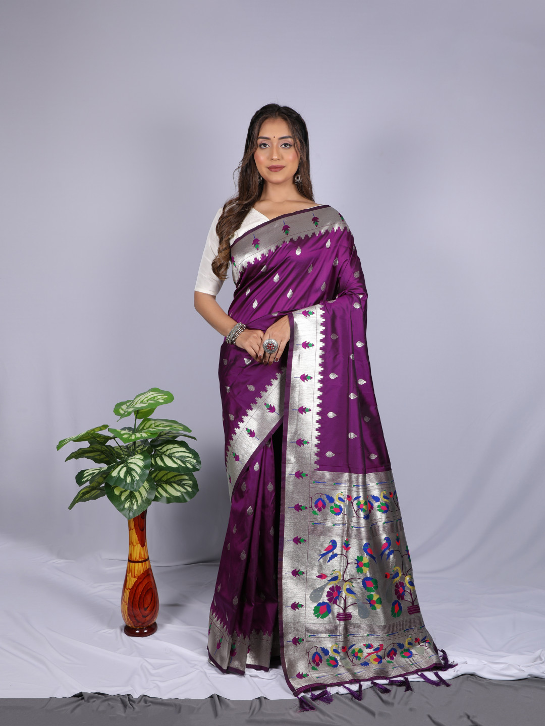 Paithani saree | Traditional bridal paithani sarees online from weavers |  TKPH00069