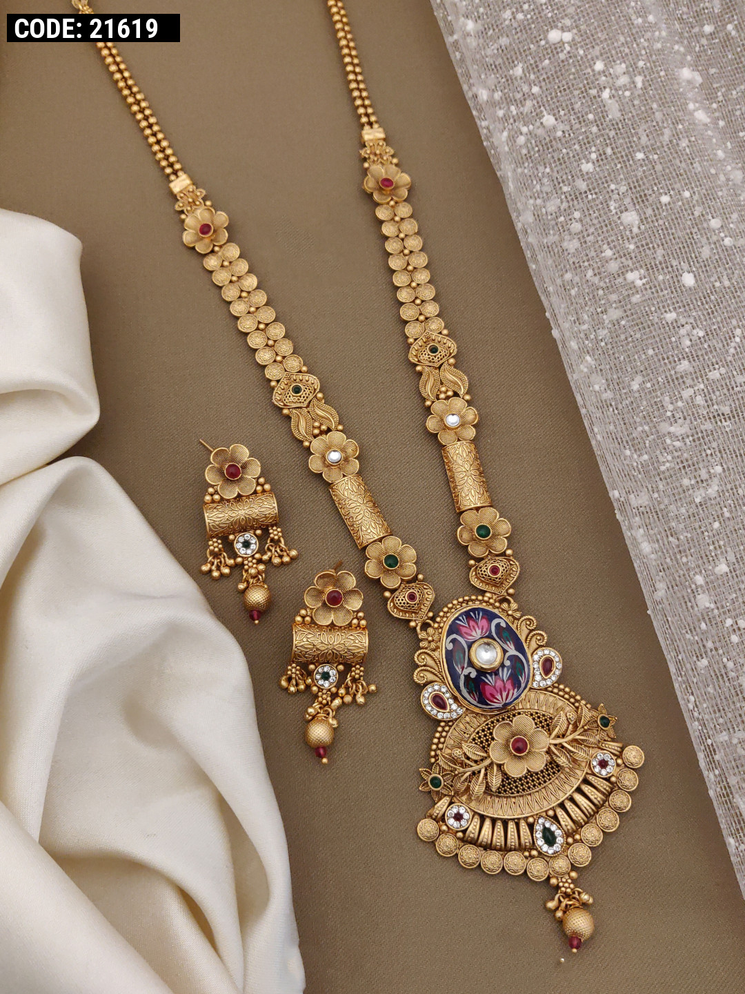 Ostbye Necklace 001-600-03439 - Designer Jewelers | Designer Jewelers |  Westborough, MA