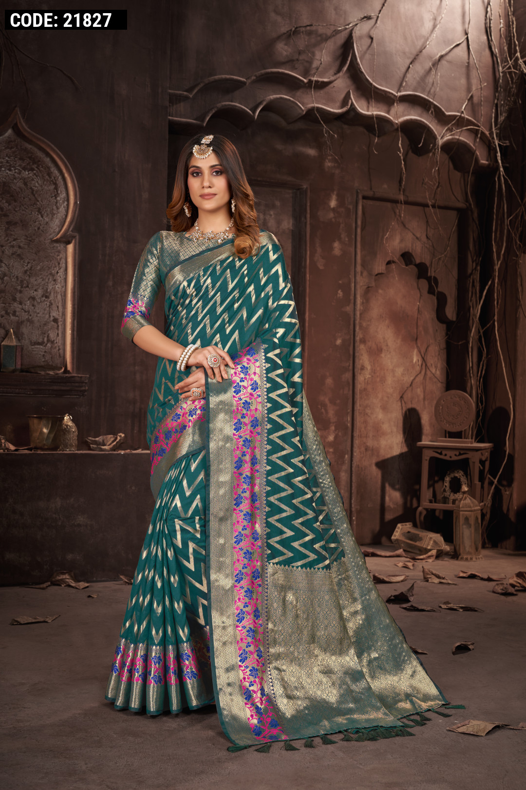 Woven Art Silk Saree in Sea Green : SPFA12091