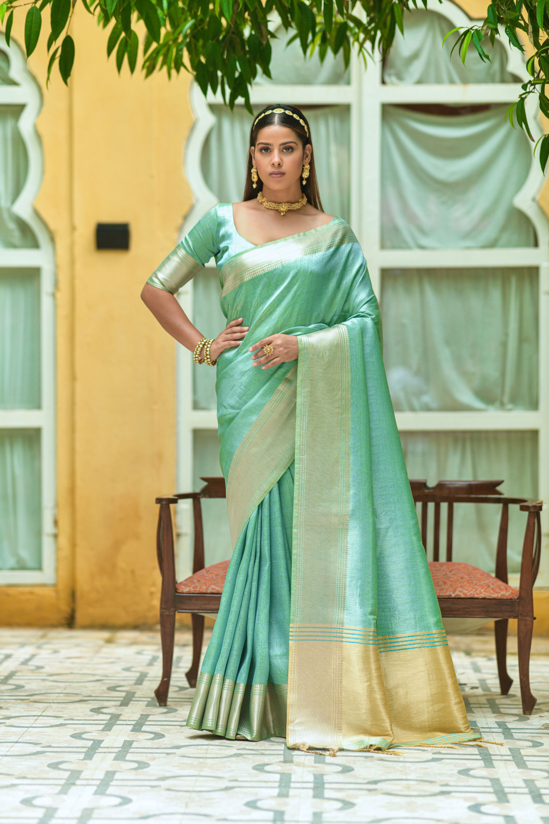 sea-green-color-soft-linen-silk-saree-with-zari-weaving-work