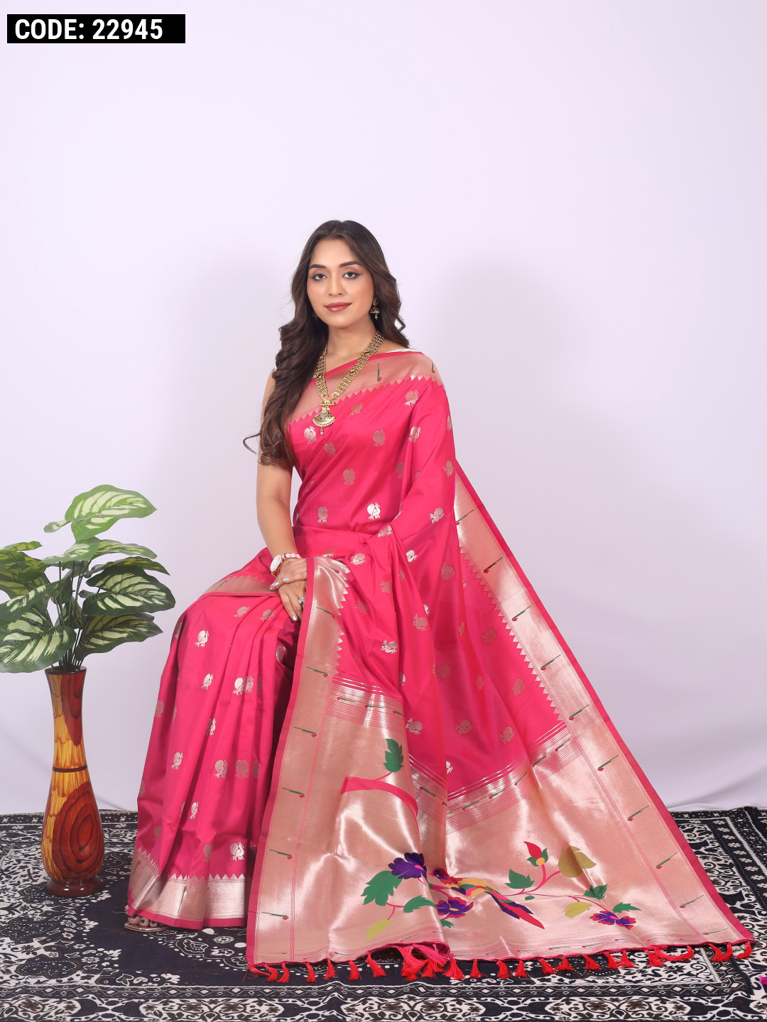 Dark Pink Traditional Paithani Silk Saree With Zari Weaving | Kolour