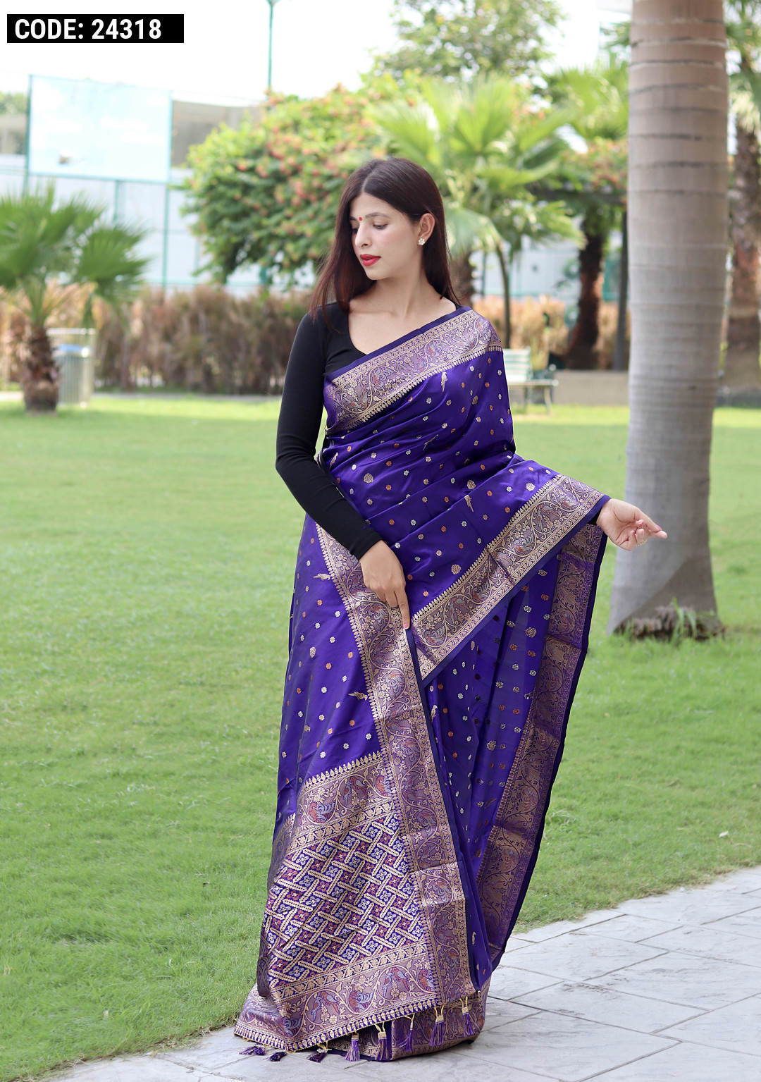 Silk Saree with blouse in Purple colour 5402 | Party wear sarees, Saree,  Saree designs