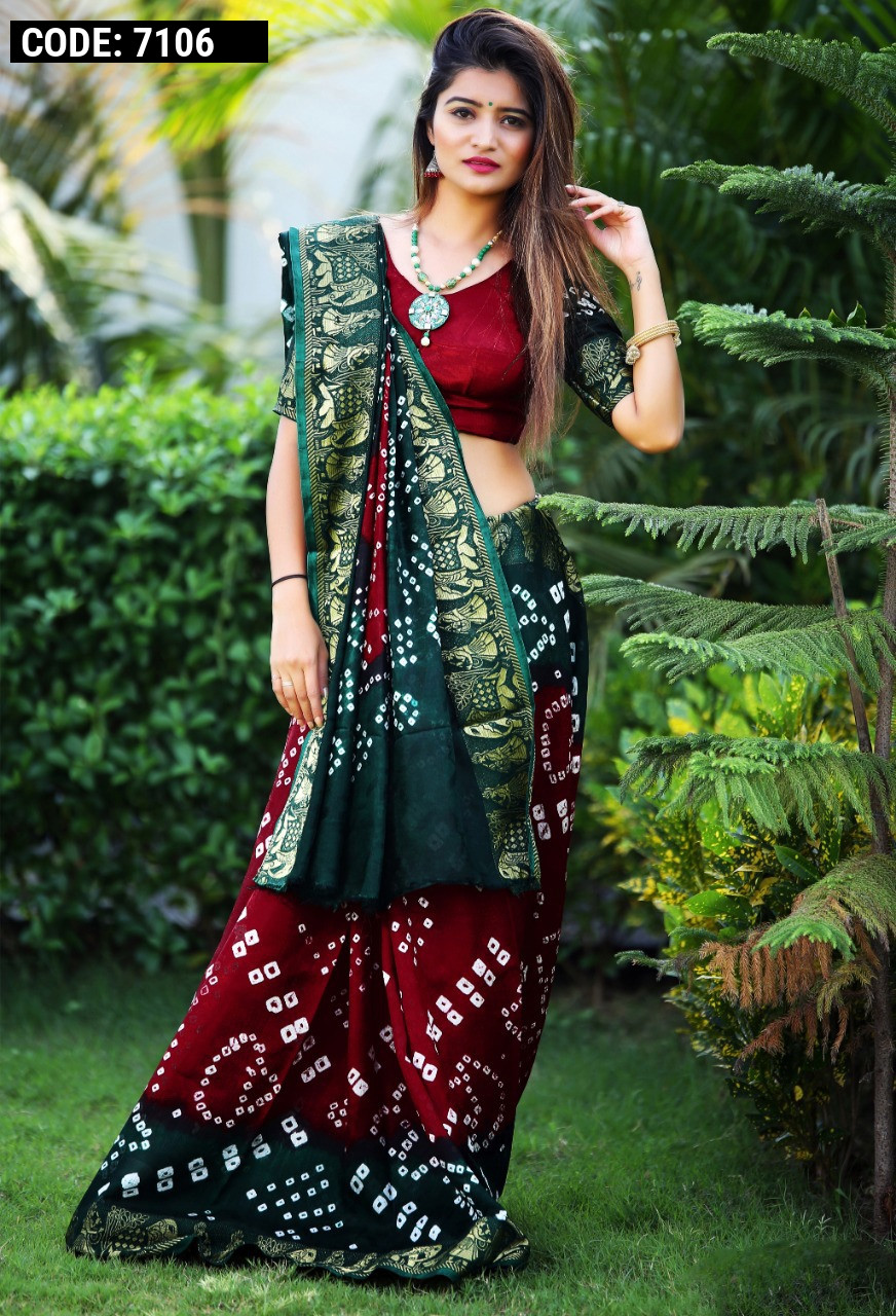 Buy Green & maroon Sarees for Women by Dwini Online | Ajio.com