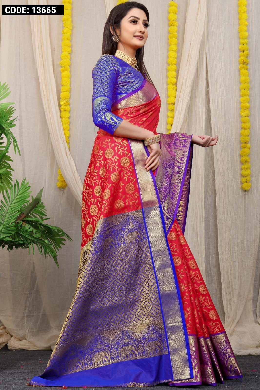 Buy Indian Kanchipuram Soft Silk Weaving Work Saree With