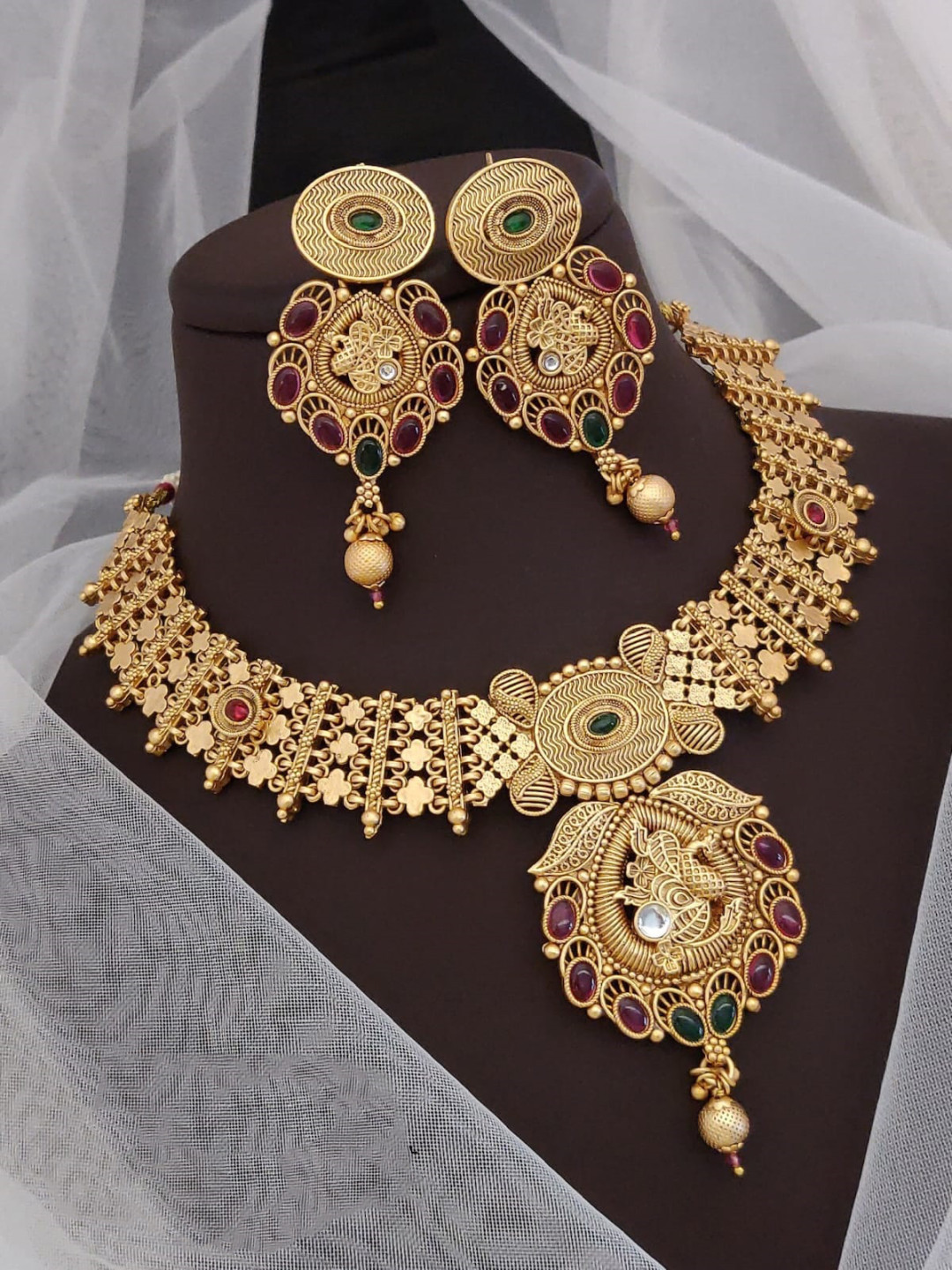 Traditional 2025 antique necklace