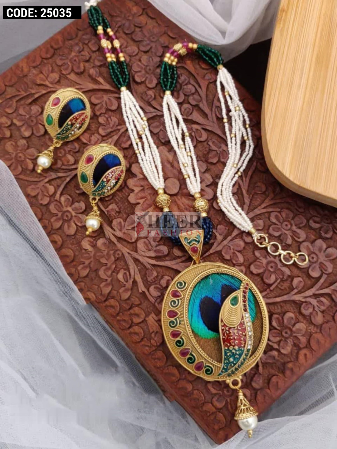 Peacock design deals jewellery set