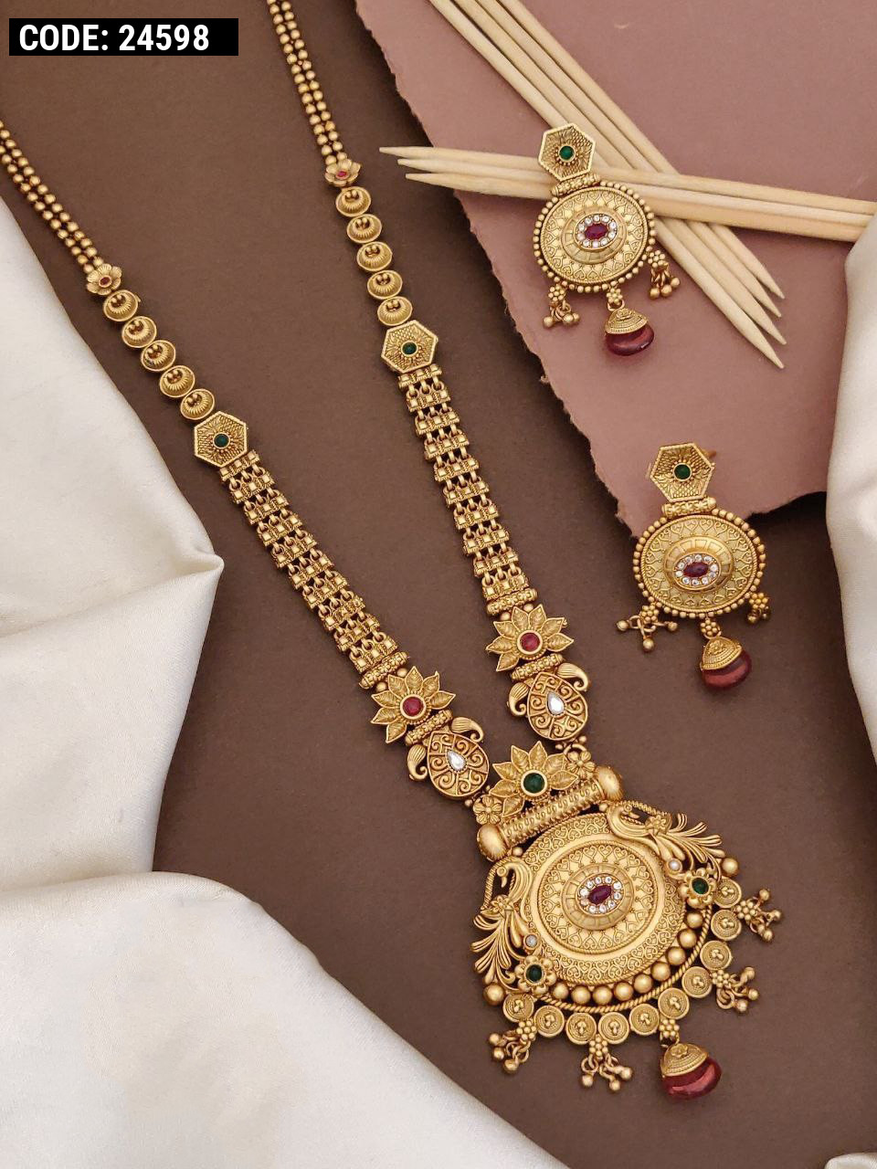 Women's Gold Plated Necklaces