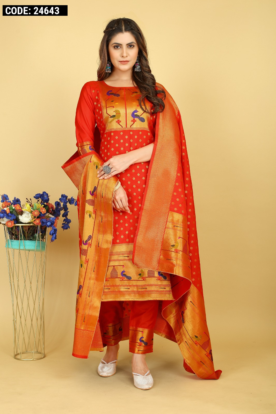 Shop Intricate Paithani Silk Benarasi Straight Pant Suit Festive Wear  Online at Best Price | Cbazaar