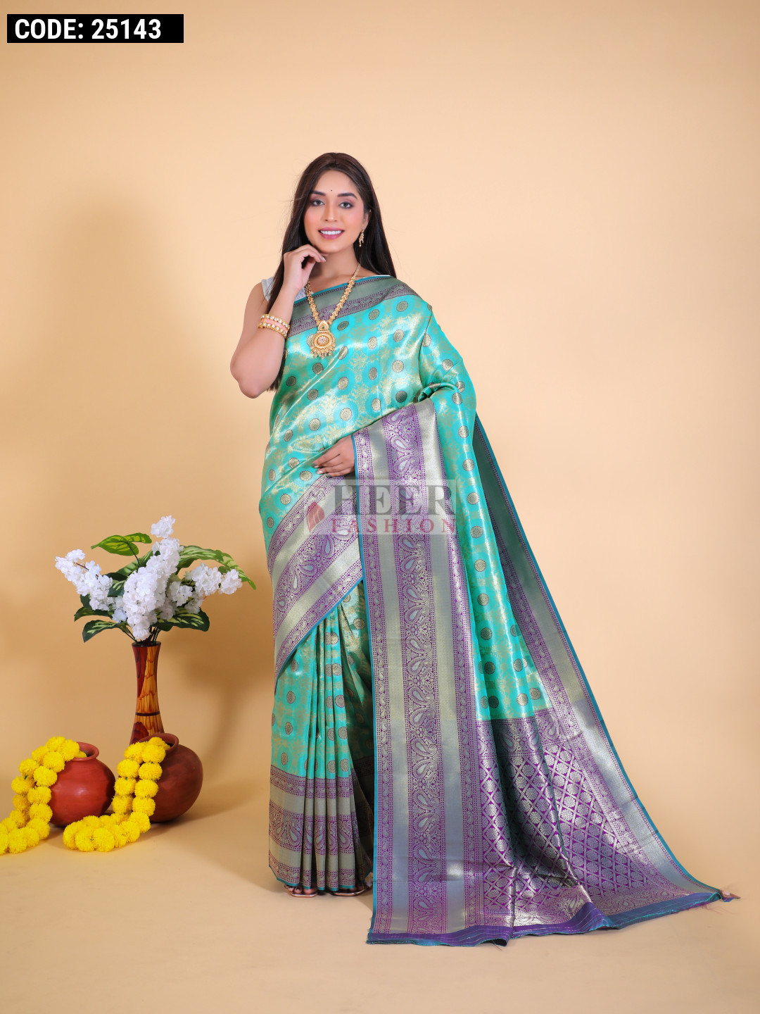 Buy Generic Women's Art Silk Saree with Contrast Blouse Piece (Purple with  Green Border) at Amazon.in