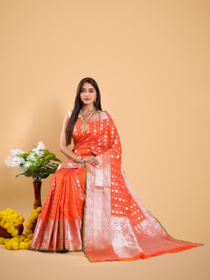 Lite Orange color Banarasi sarees with all over zig zag design -BANS0006000