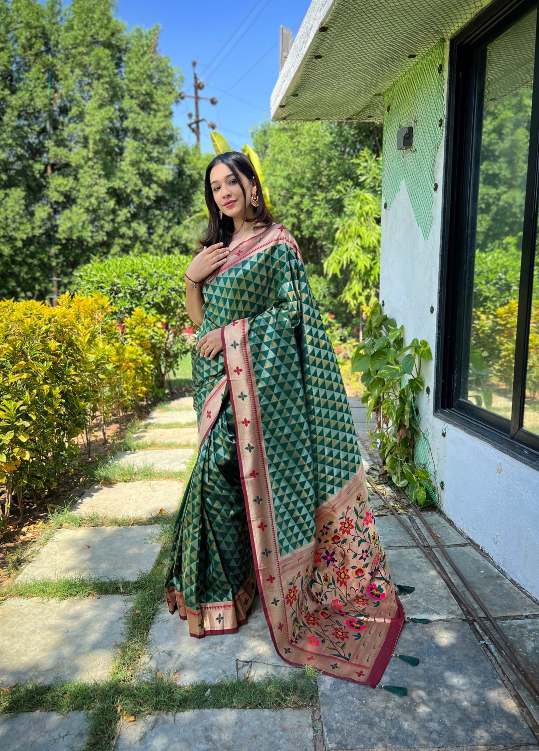 Rama Green Paithani Silk Woven Saree