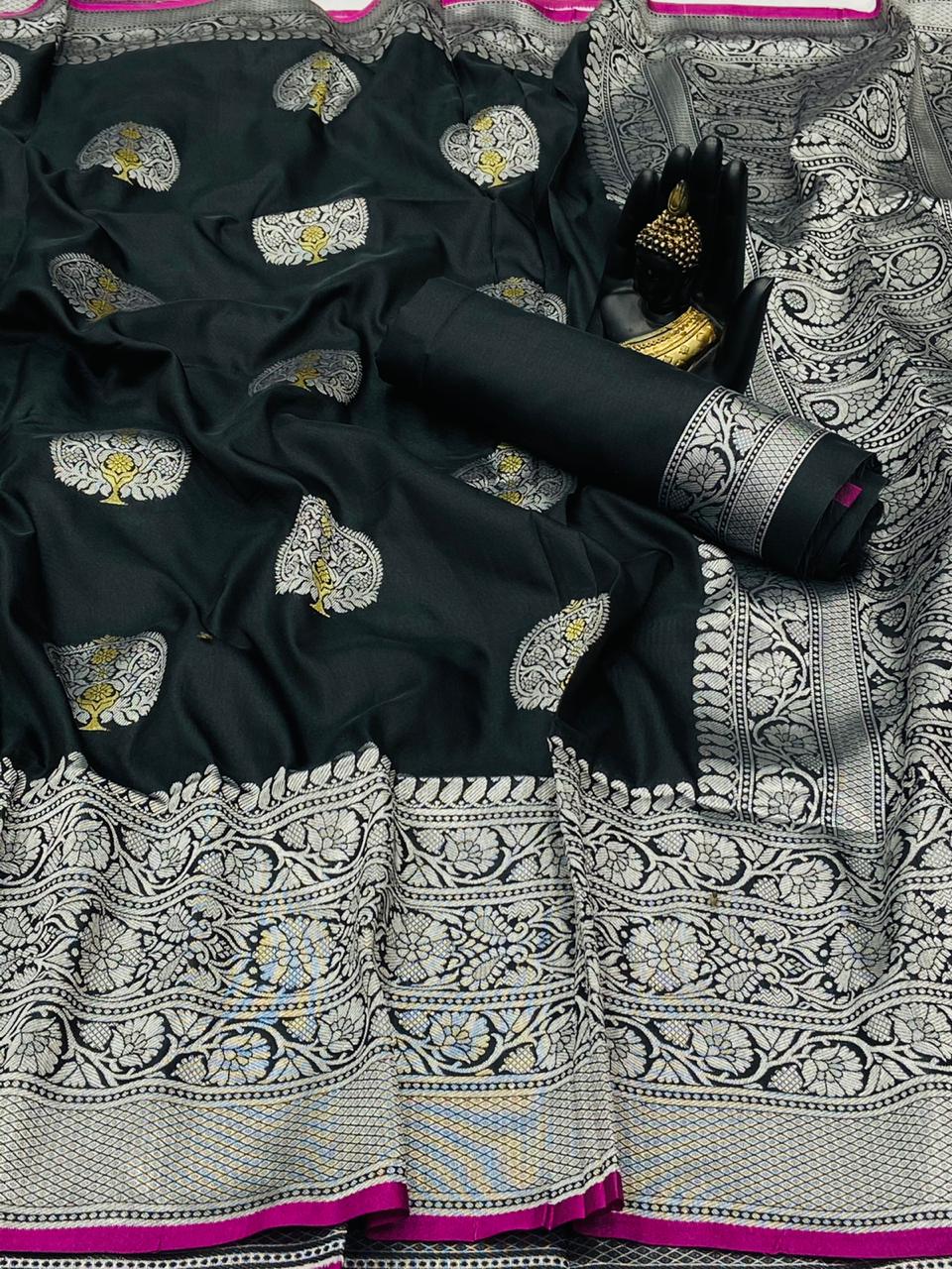 Black color banarasi silk saree with jacquard weaving rich pallu