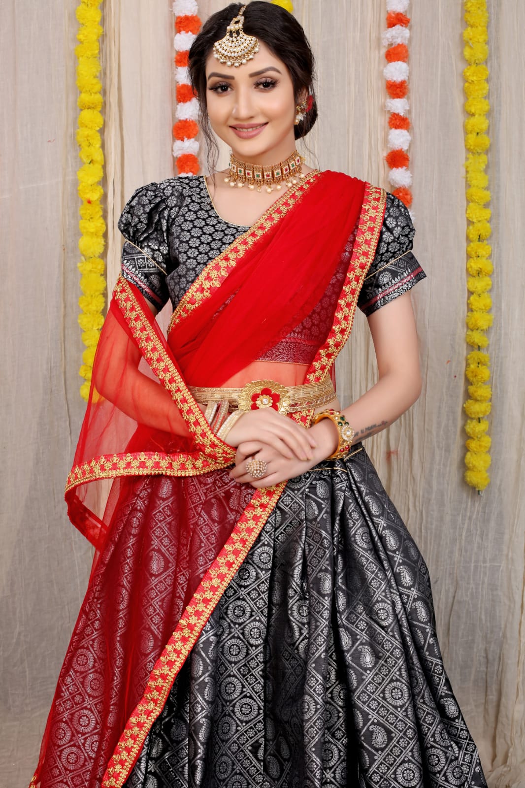 Red Georgette Ruffle Border Sari Party Wear Lehenga Saree Bollywood Style  Choli | eBay