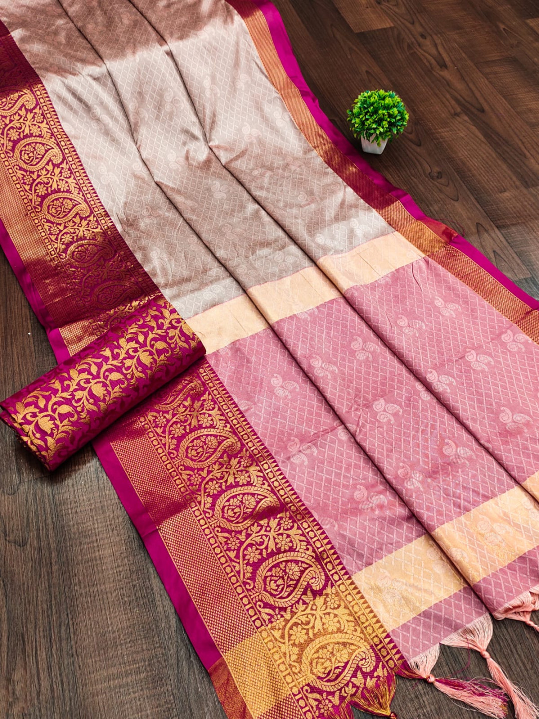 Stripes Zari Design Pink Tissue Kanchipuram Silk Saree – Sundari Silks