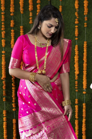 Rani Pink Pure Satin Handloom Silk Saree With Weaving Work – Bahuji -  Online Fashion & Lifestyle Store