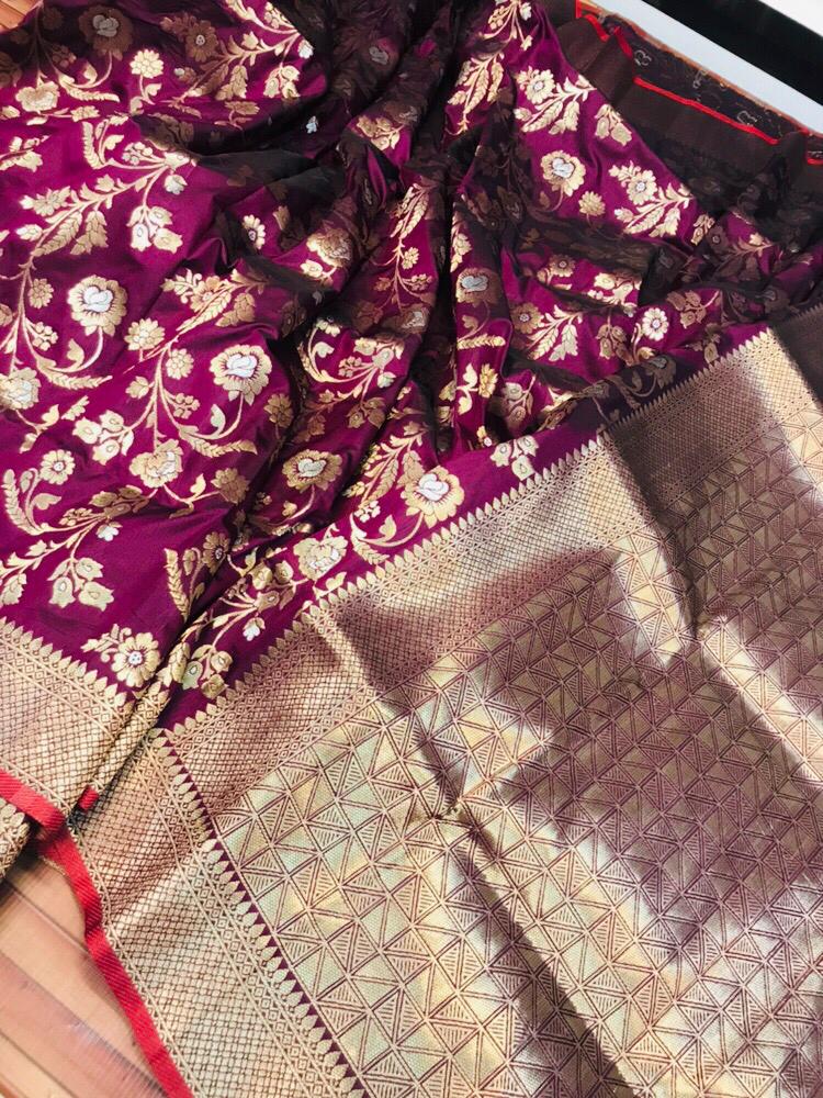 Kanchipuram handloom silk saree with silver and golden zari work