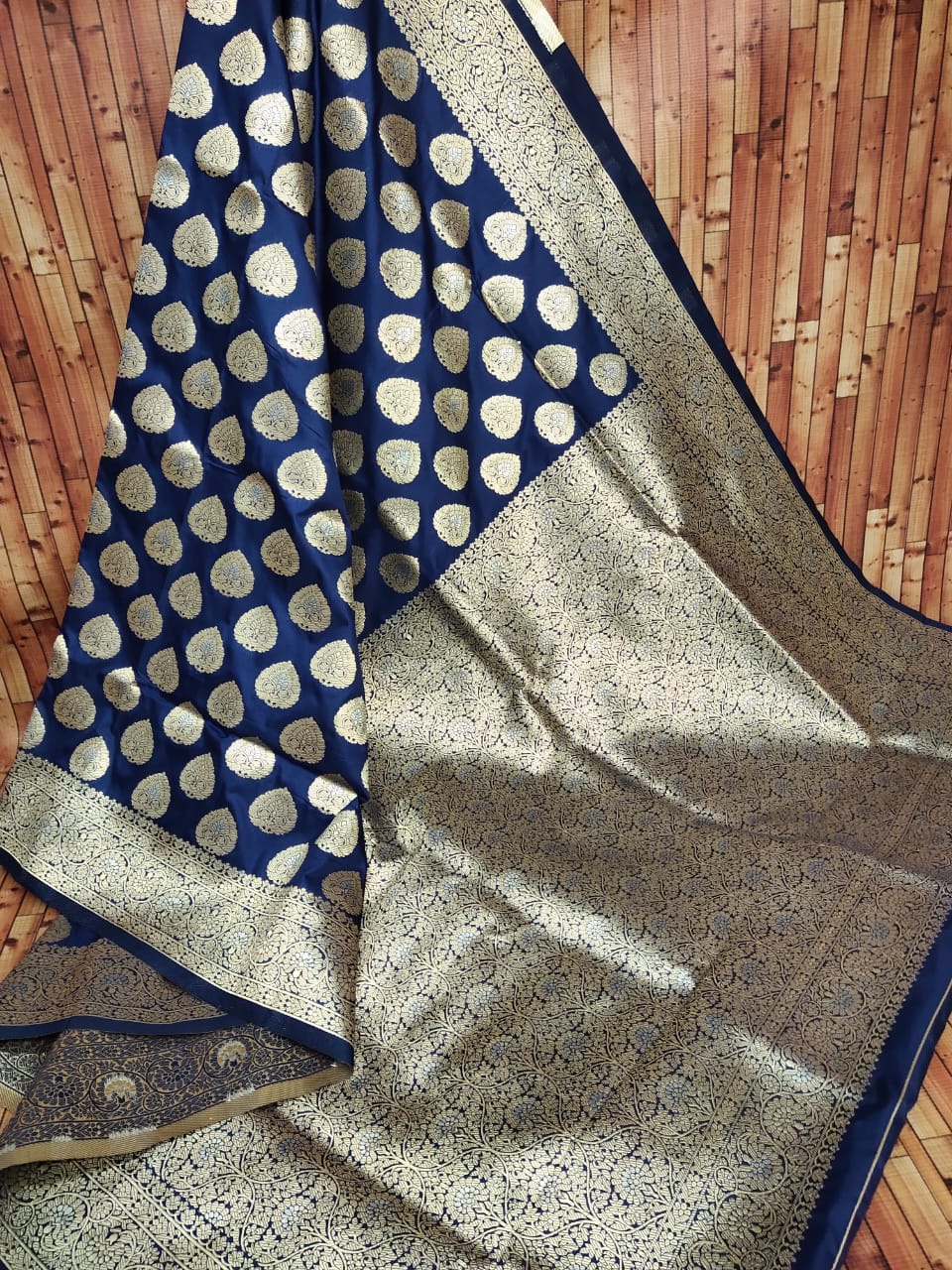 Kanchipuram silk handloom saree with zari work