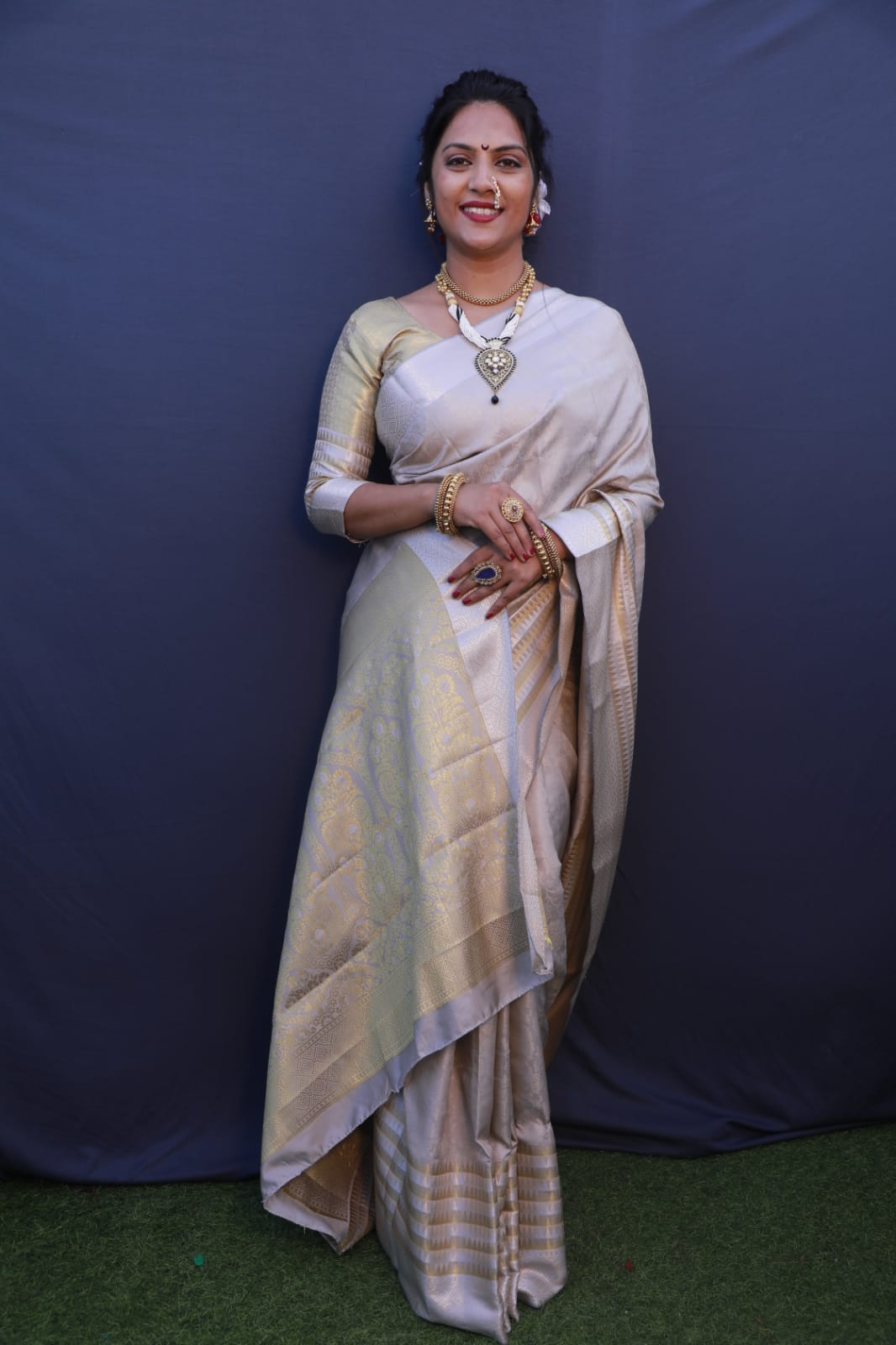 Muslin Silk saree with Muslin Silk blouse (BYC-45315-2205) - sellURsaree.com