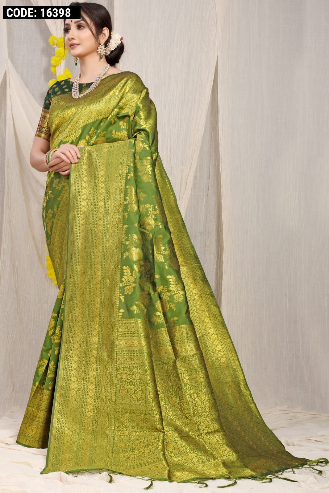 Copper Yellow Green and Mehendi Green with Golden Border Multidye Linen  Saree - Loomfolks