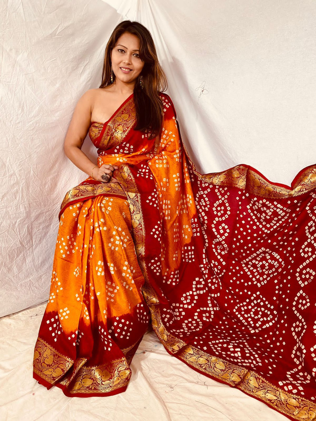 Maroon Chiffon Bandhani Saree | Leemboodi