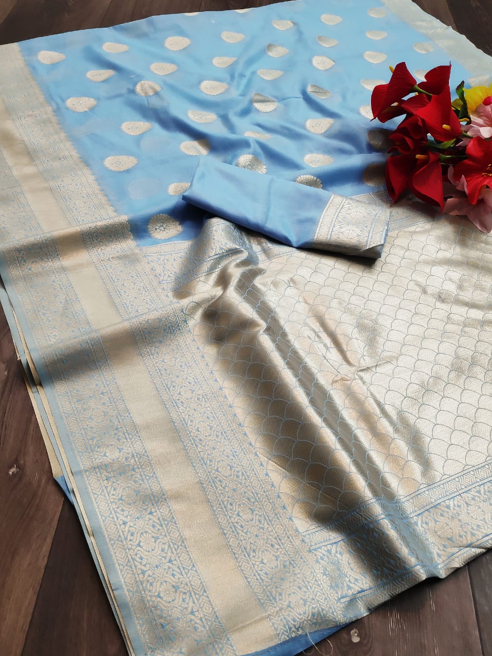 Soft cotton silk saree with jacquard weaving butta