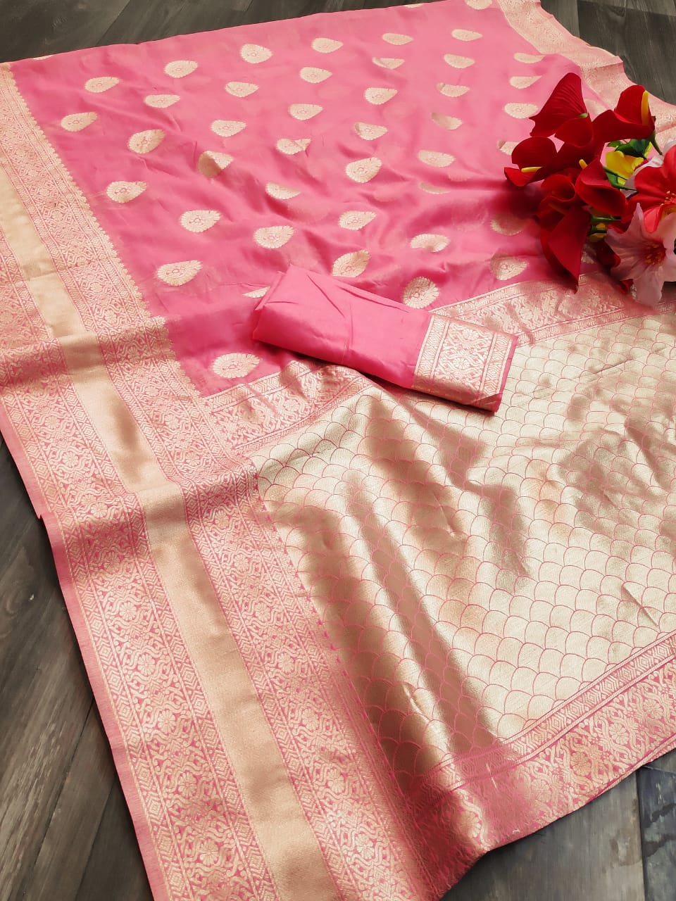Soft cotton silk saree with jacquard weaving butta