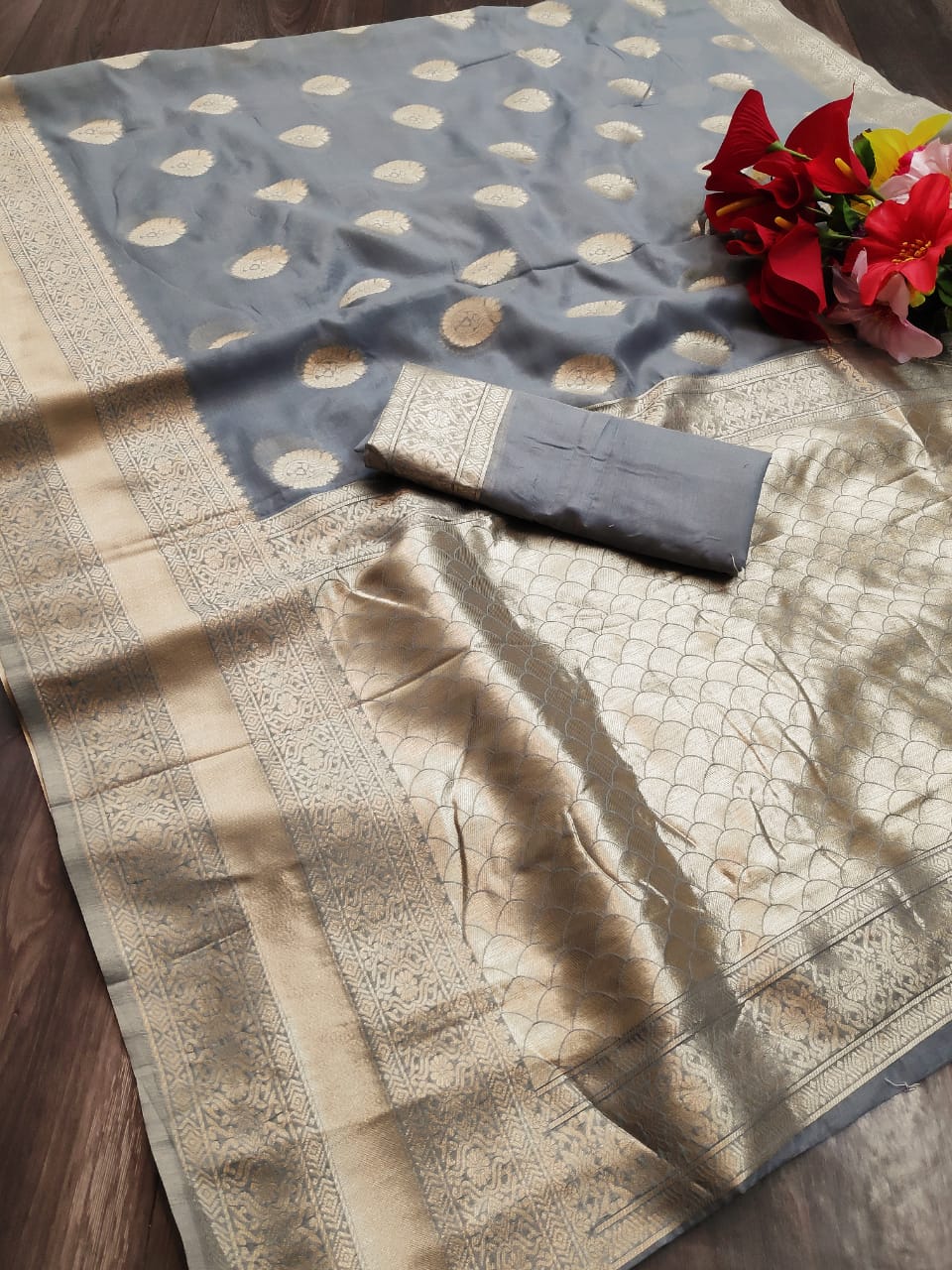 Soft cotton silk saree with jacquard weaving butta
