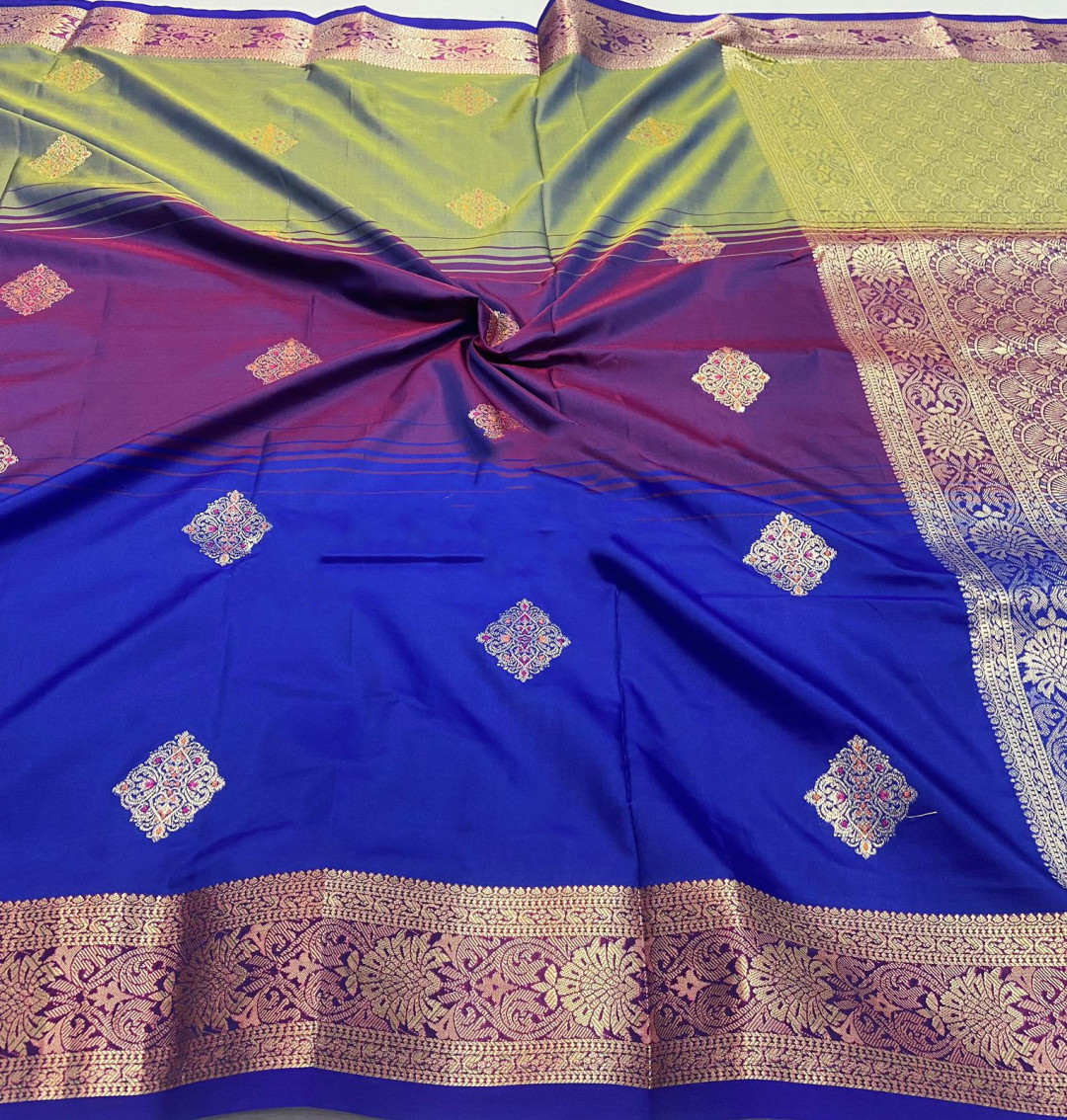 Banarasi Intricate Zari Ethnic Motifs Hand Woven Traditional Handloom Satin Silk Saree