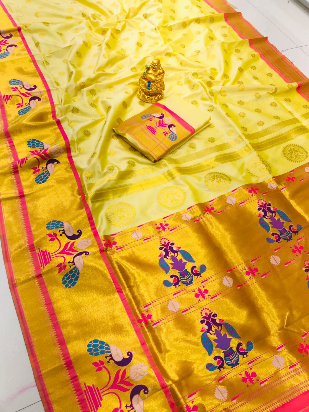 off-white-color-paithani-silk-saree-with-golden-zari-weaving-work