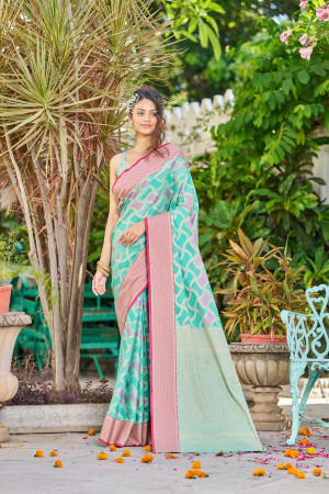 Buy MIRCHI FASHION Sea Green Woven Saree With Unstitched Blouse Piece for  Women Online @ Tata CLiQ