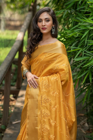 Yellow Plain Silk Saree | Leemboodi