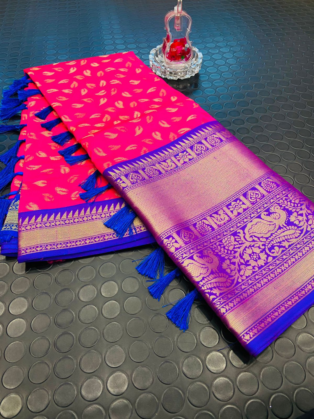 Pink color kanchipuram silk saree with zari woven work