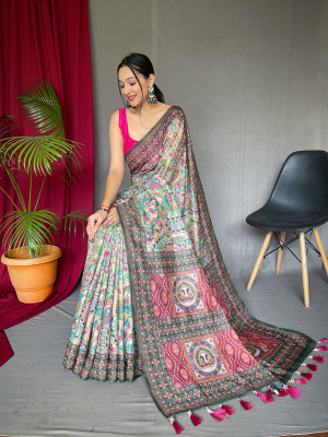 Kalamkari cotton saree beige and grey with allover geometric prints an –  Cherrypick
