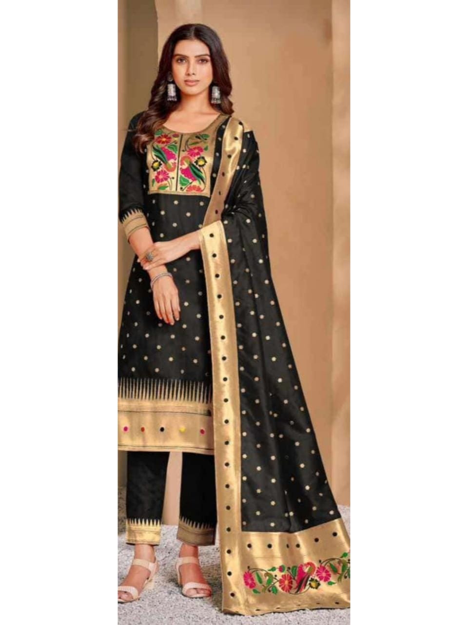 black paithani dress