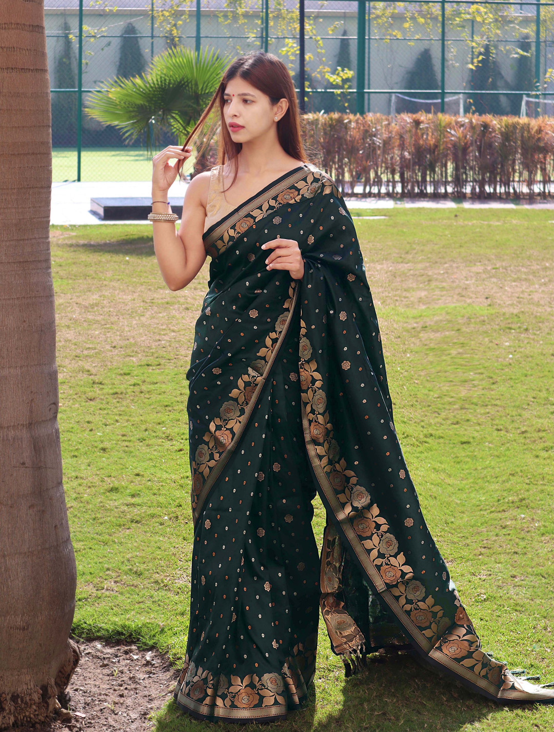 Exclusive Collection Silk Dark Green Banarasi Saree SARV158000